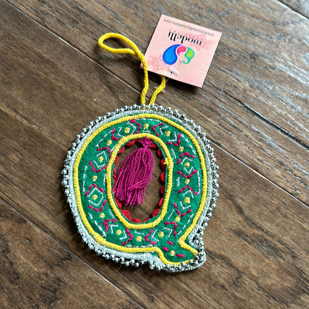 🎄Boho Letter “Q” Felt Ornament – Handcrafted by Modelli Creations